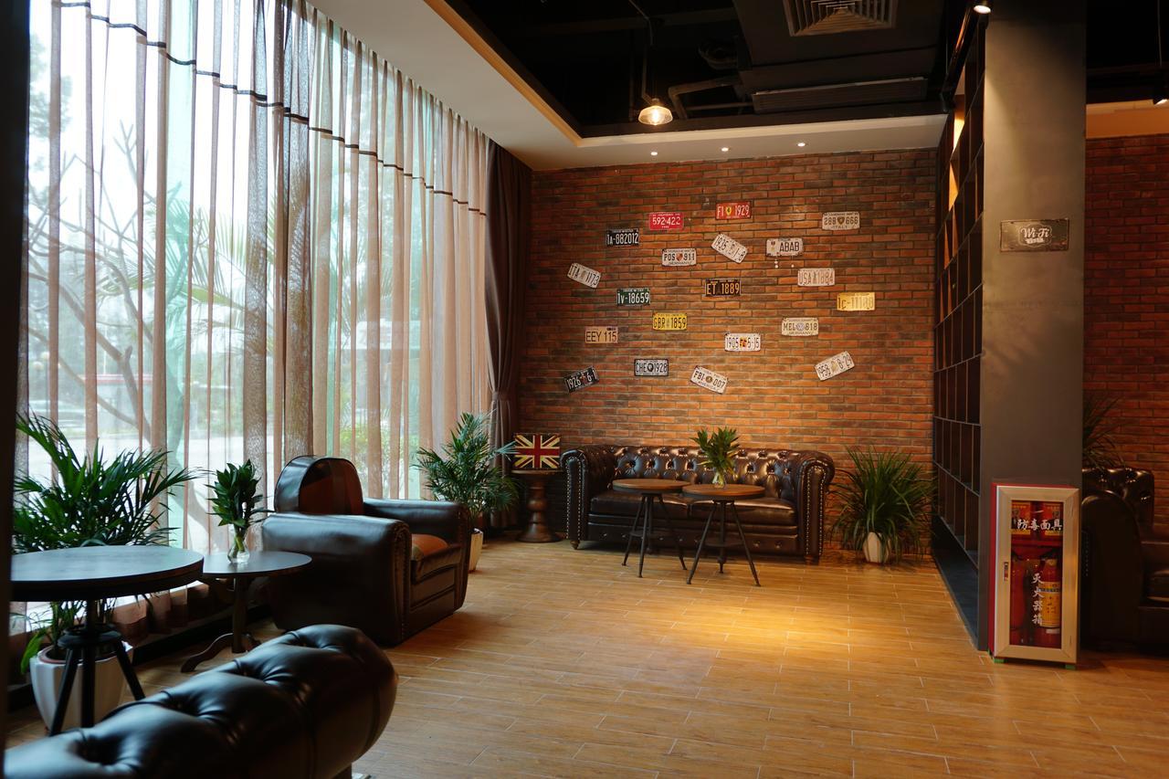 James Joyce Coffetel Hotel Guangzhou Baiyun Street North Branch Екстериор снимка